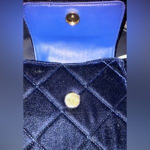 Steve Madden - Blue BCLEO VELVET - midnight blue hand bag